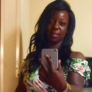 Meet your Posher, Adrianna